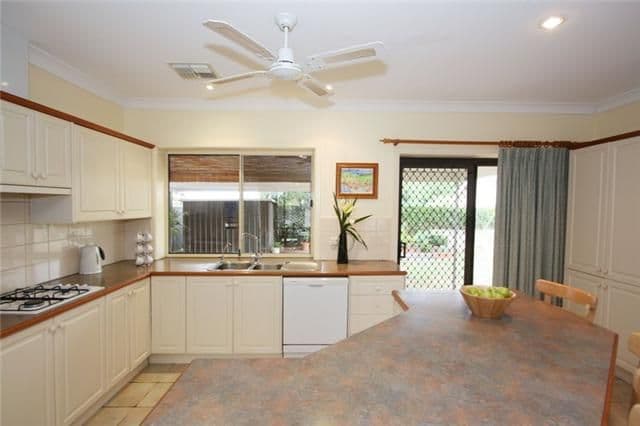 2 Cecil Street, ROSTREVOR SA 5073, Rostrevor - Thumbnail 3