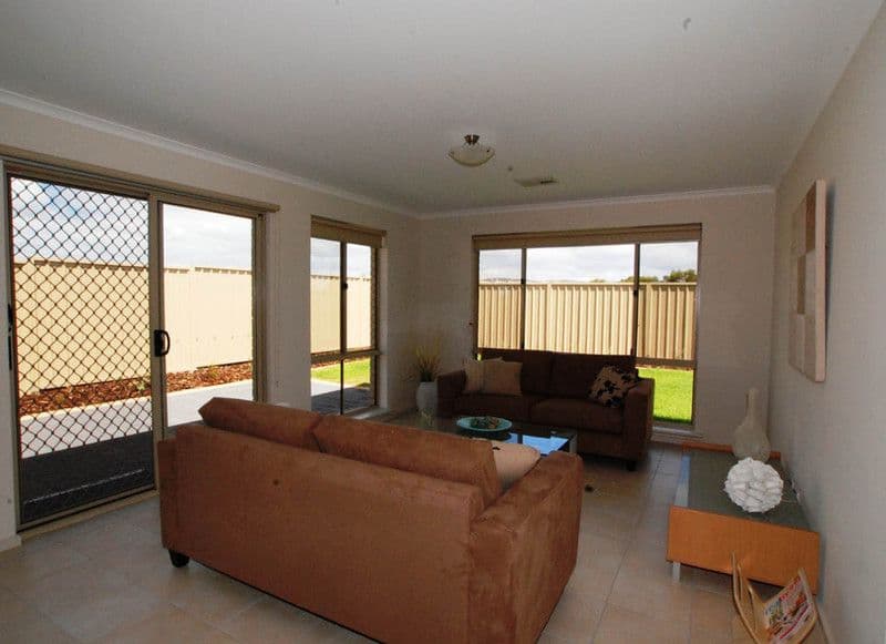 13 Burton Bank, ALDINGA BEACH SA 5173, Aldinga Beach - Thumbnail 5