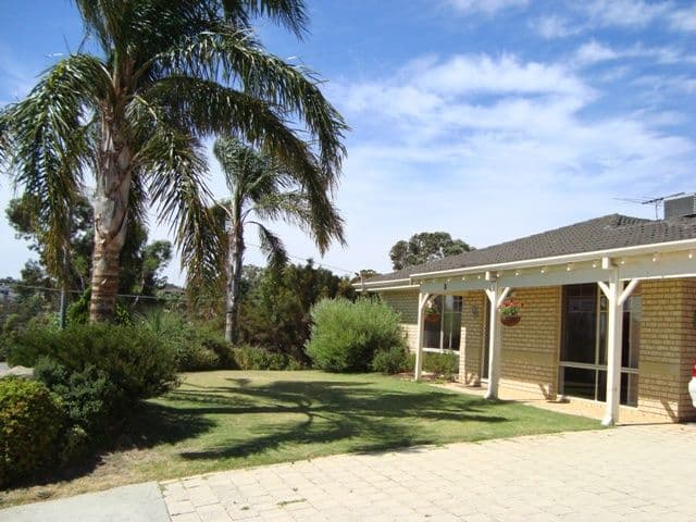 8 Pagnell Way, SWAN VIEW WA 6056, Swan View - Thumbnail 3