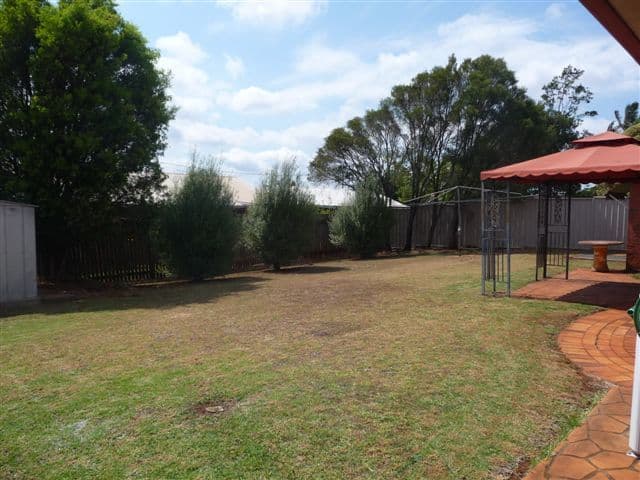 8 Whalan Court, KEARNEYS SPRING QLD 4350, Kearneys Spring - Thumbnail 7