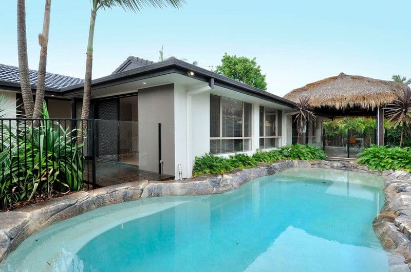 35 Matthew Flinders Drive, HOLLYWELL QLD 4216, Hollywell - Thumbnail 3