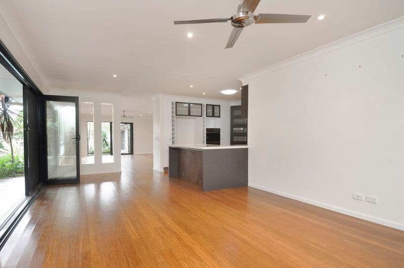 35 Matthew Flinders Drive, HOLLYWELL QLD 4216, Hollywell - Thumbnail 4