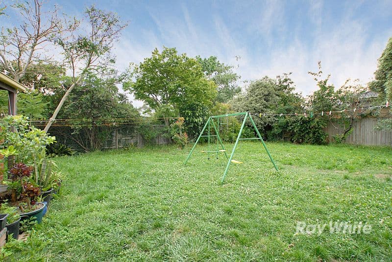 23 Willow Avenue, GLEN WAVERLEY VIC 3150, Glen Waverley - Thumbnail 2