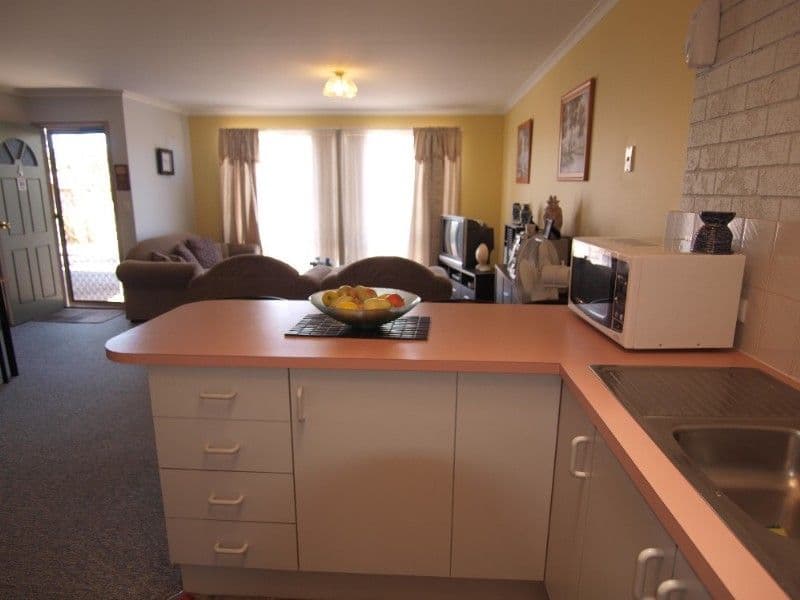 5 Drinnan Close, SURF BEACH NSW 2536, Surf Beach - Thumbnail 4