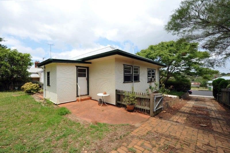24 John Street, EAST TOOWOOMBA QLD 4350, East Toowoomba - Thumbnail 6