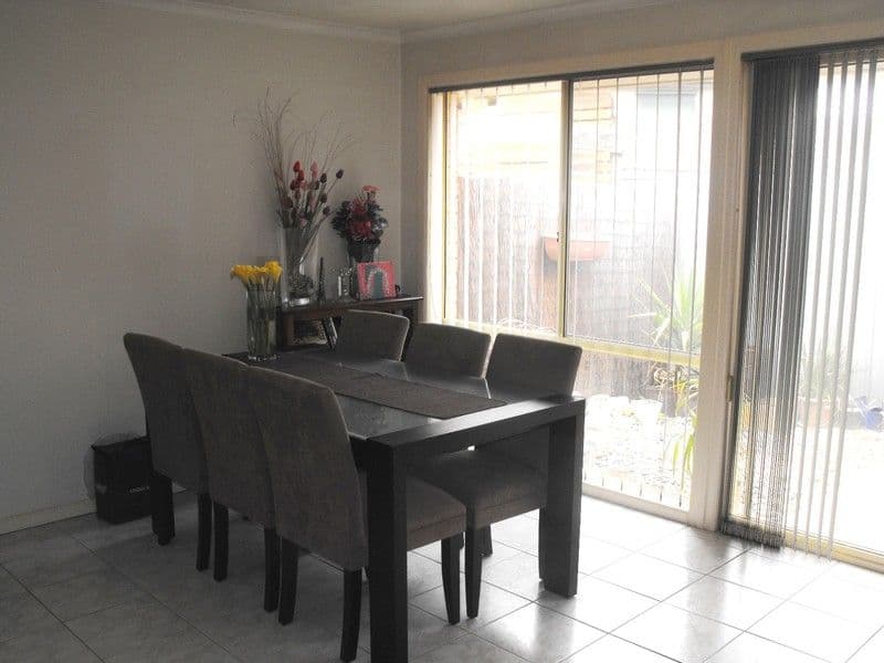 15 Elinda Place, Reservoir VIC 3073, Reservoir - Thumbnail 4