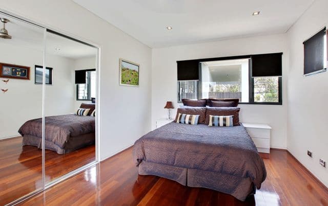 7 Seabeach Avenue, MERMAID BEACH QLD 4218, Mermaid Beach - Thumbnail 6