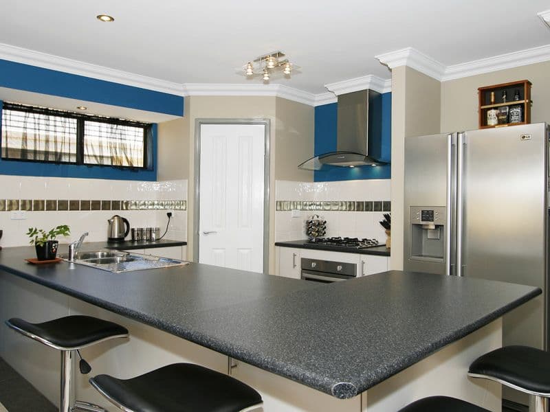83 Comrie Road, CANNING VALE WA 6155, Canning Vale - Thumbnail 2