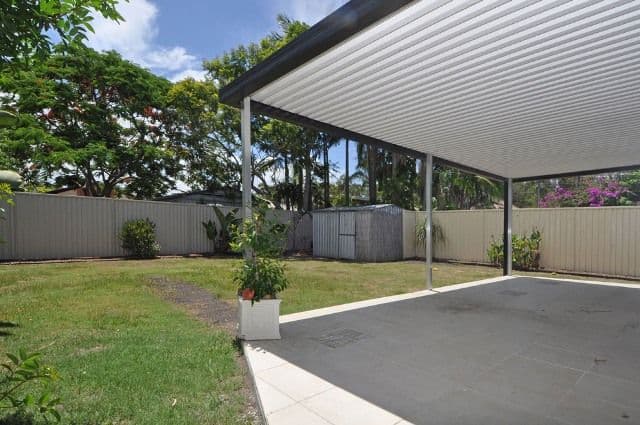 52 Annerley Avenue, RUNAWAY BAY QLD 4216, Runaway Bay - Thumbnail 4