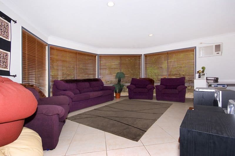 4 Creekwood Place, HELENSVALE QLD 4212, Helensvale - Thumbnail 3