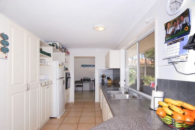 4 Creekwood Place, HELENSVALE QLD 4212, Helensvale - Thumbnail 5
