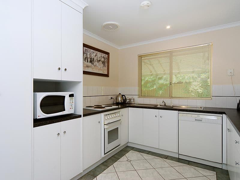 24 Rosewater Crescent, Tugun, QLD, 4224, Tugun - Thumbnail 3