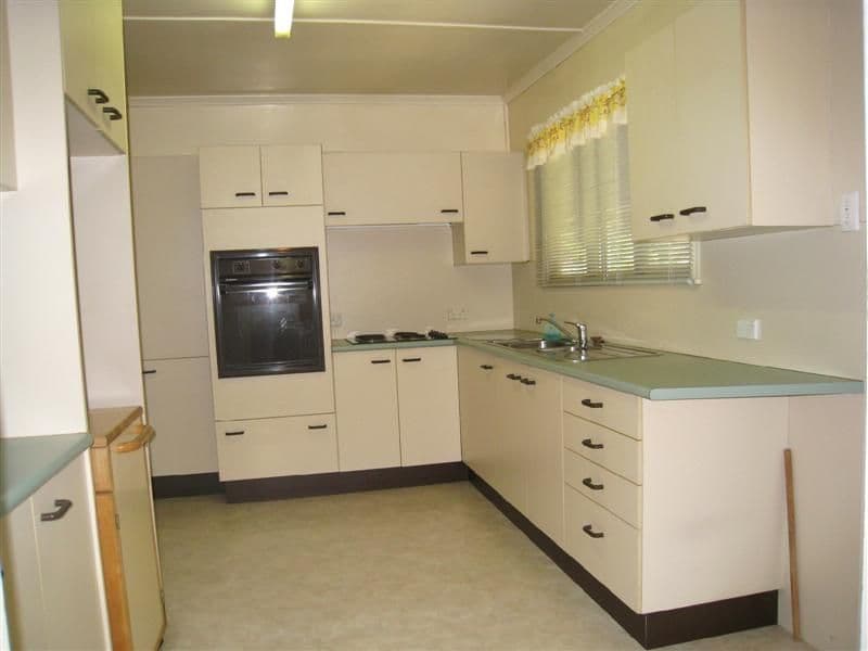 23 Sebring Street, HOLLAND PARK WEST QLD 4121, Holland Park West - Thumbnail 4