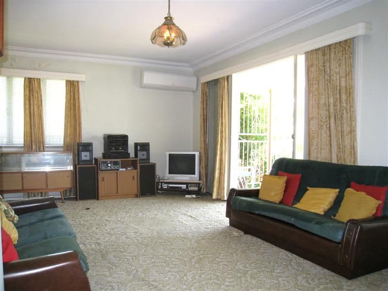 23 Sebring Street, HOLLAND PARK WEST QLD 4121, Holland Park West - Thumbnail 5