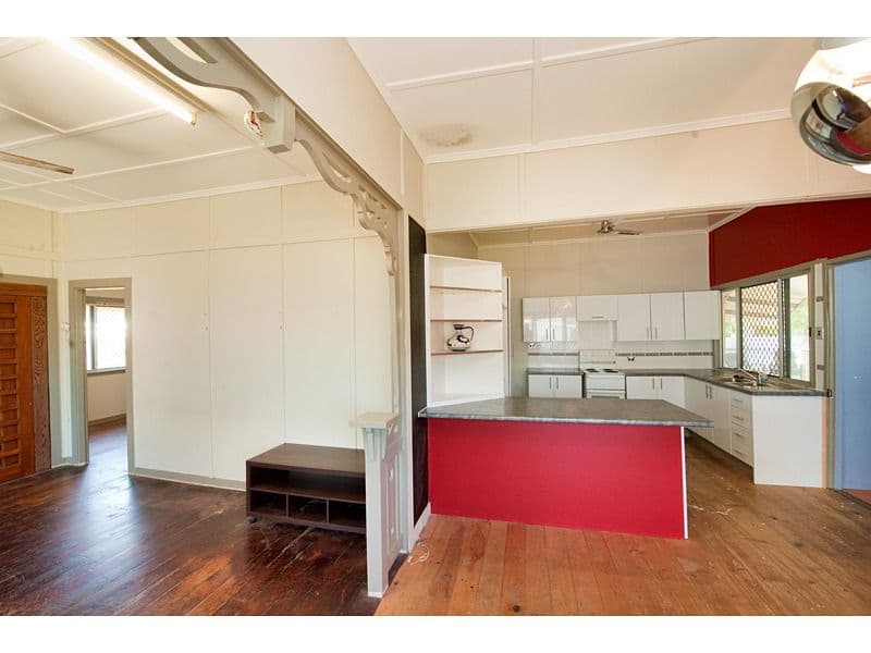 279 Berserker Street, BERSERKER QLD 4701, Berserker - Thumbnail 4