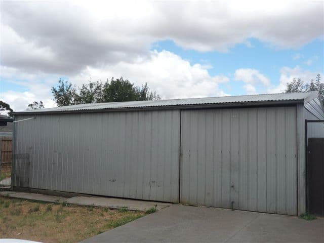 71 Hanson Road, CRAIGIEBURN VIC 3064, Craigieburn - Thumbnail 3