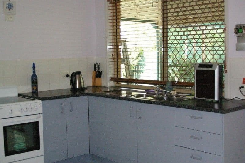 10 Melanie Court, DECEPTION BAY QLD 4508, Deception Bay - Thumbnail 4