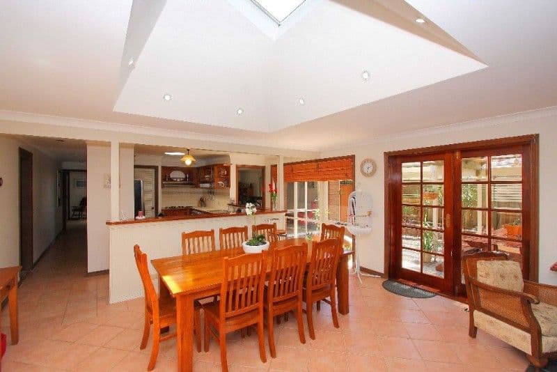 9 Veronica Crescent, MILL PARK VIC 3082, Mill Park - Thumbnail 4