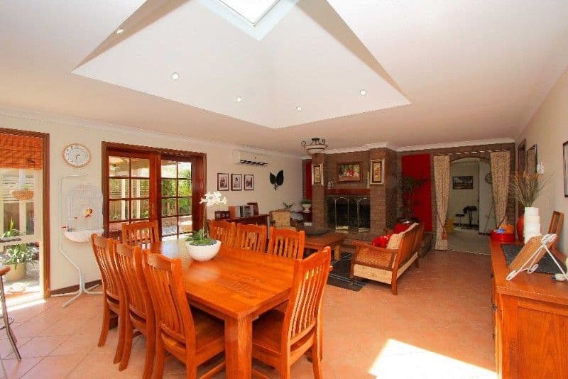 9 Veronica Crescent, MILL PARK VIC 3082, Mill Park - Thumbnail 5