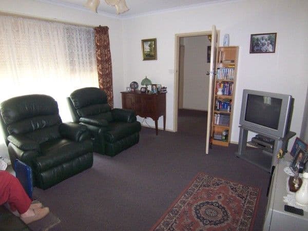8 Poplar Street, FRANKSTON NORTH VIC 3200, Frankston North - Thumbnail 3