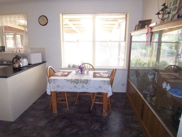 8 Poplar Street, FRANKSTON NORTH VIC 3200, Frankston North - Thumbnail 4