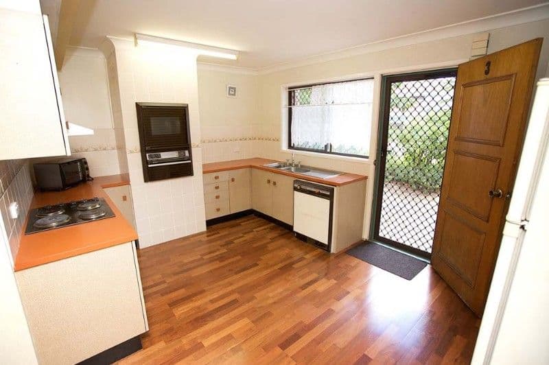 15 Whitehall Street, MACGREGOR QLD 4109, Macgregor - Thumbnail 2