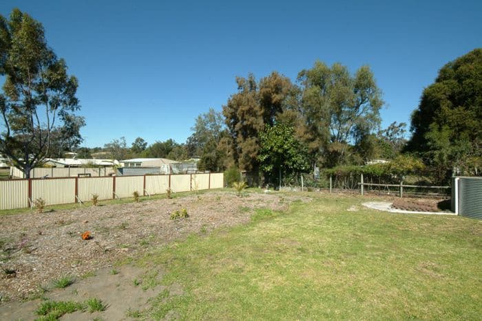 12 Stewart, WITHCOTT QLD 4352, Withcott - Thumbnail 5