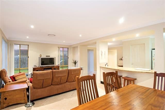 169 Brampton Drive, BEAUMONT HILLS NSW 2155, Beaumont Hills - Thumbnail 4