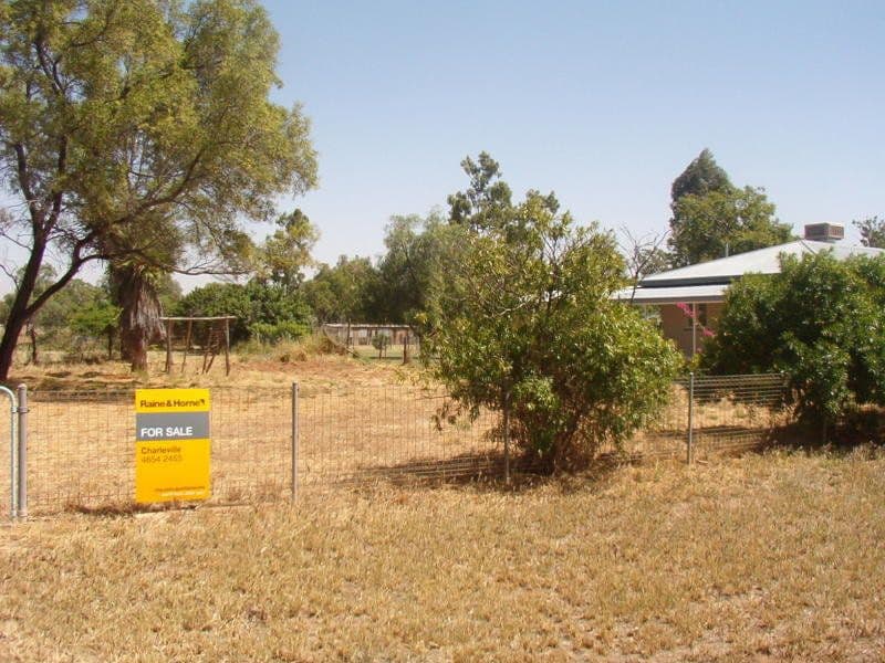 26 Hunter, CHARLEVILLE QLD 4470, Charleville - Image 1