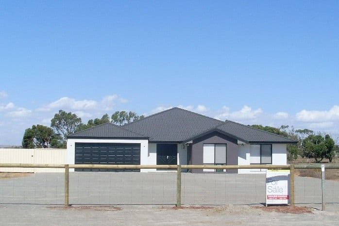 8 Roding Street, DEEPDALE WA 6532, Deepdale - Image 1