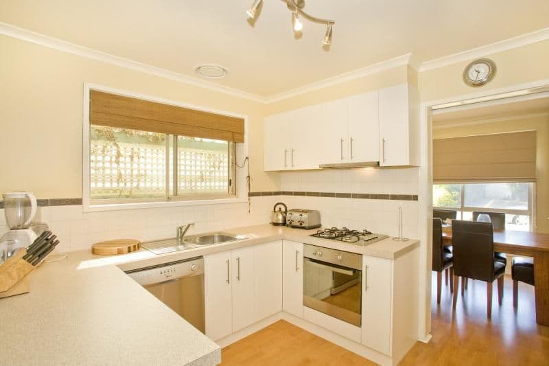 18 Waliki Court, LARA VIC 3212, Lara - Thumbnail 2