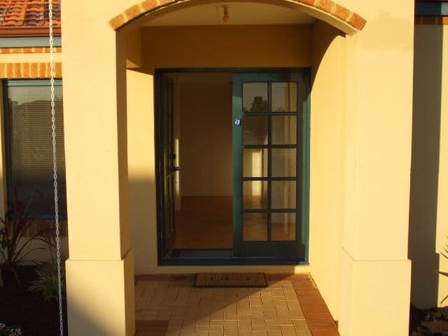 16 Antigua Place, SOUTHERN RIVER WA 6110, Southern River - Thumbnail 2