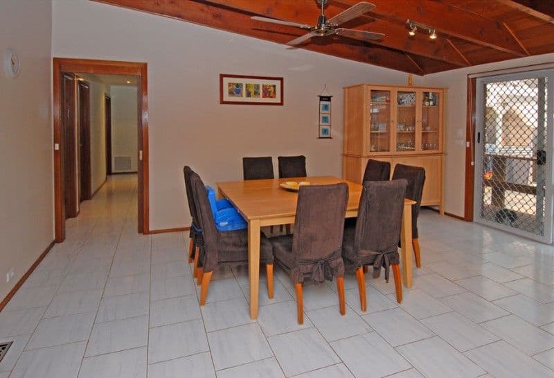 13 Gidgee Court, KEILOR DOWNS VIC 3038, Keilor Downs - Thumbnail 4