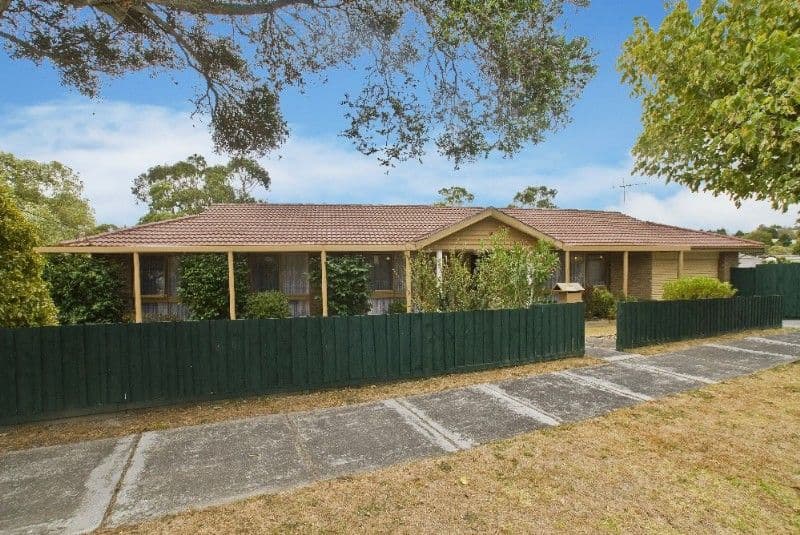 17 Treetop Drive, KILSYTH VIC 3137, Kilsyth - Image 1