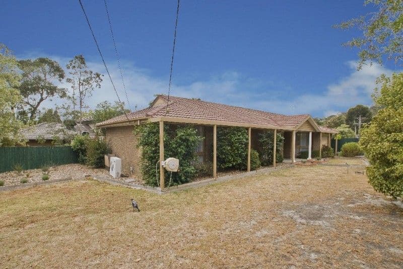 17 Treetop Drive, KILSYTH VIC 3137, Kilsyth - Thumbnail 2