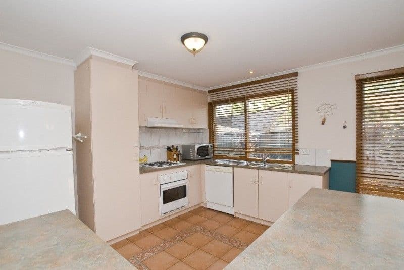 1 Blue Ridge Drive, MOOROOLBARK VIC 3138, Mooroolbark - Thumbnail 8