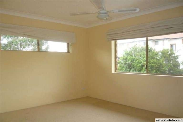 144 Marine Parade, SOUTHPORT QLD 4215, Southport - Thumbnail 2