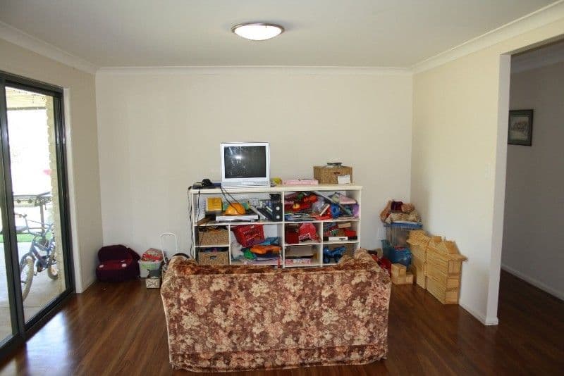 WITHCOTT QLD 4352, Withcott - Thumbnail 4