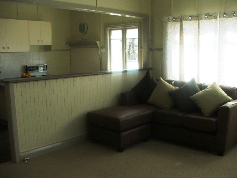 5 Wentworth Street, WARWICK QLD 4370, Warwick - Thumbnail 5