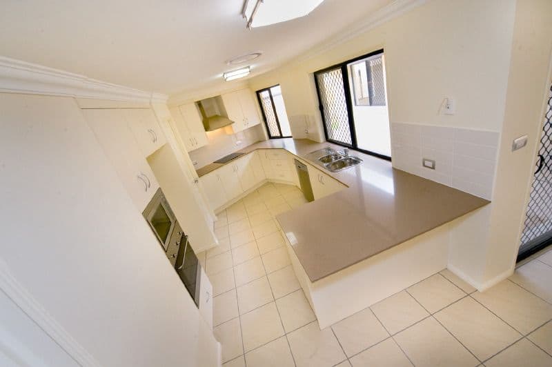 21 Constantia Crescent, FRENCHVILLE QLD 4701, Frenchville - Thumbnail 3