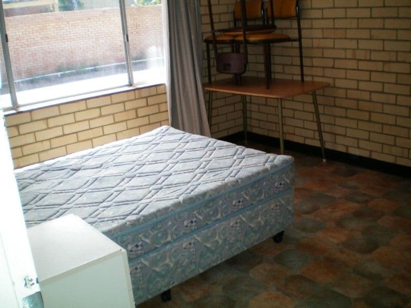 2/175 Augustus Street, GERALDTON WA 6530, Geraldton - Thumbnail 2