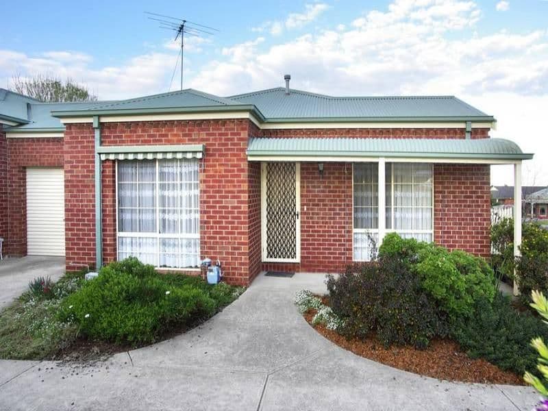 13 Hemswell Court, HIGHTON VIC 3216, Highton - Image 1