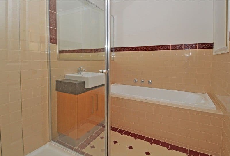 4 Marylou Court, DELAHEY VIC 3037, Delahey - Thumbnail 4