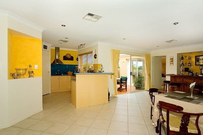 5 Apollo Place, SPRINGFIELD LAKES QLD 4300, Springfield Lakes - Thumbnail 3
