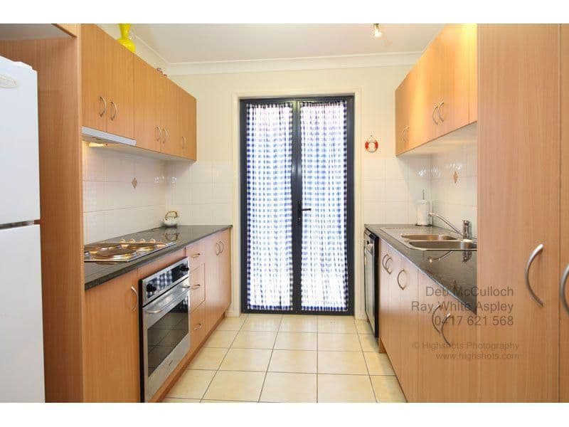 26 121 Albany Creek Road, ASPLEY QLD 4034, Aspley - Thumbnail 3