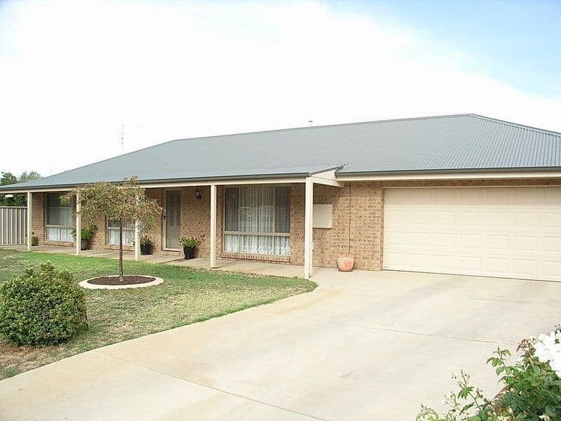 10 Harris Court, MOAMA NSW 2731, Moama - Image 1