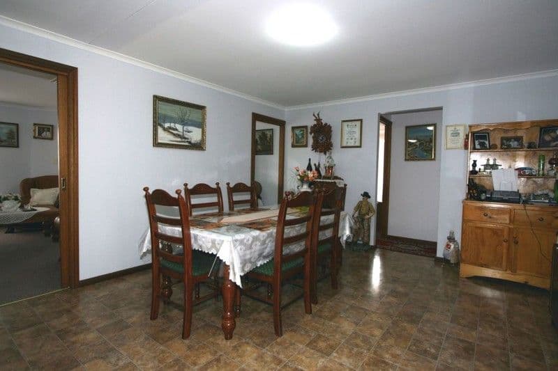 4 Edwards Crescent, WAIKERIE SA 5330, Waikerie - Thumbnail 6