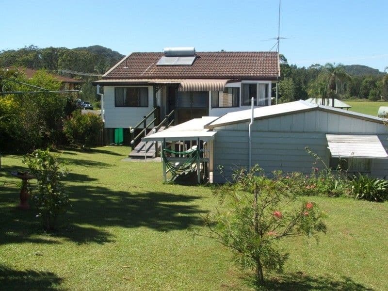 50 Vernon Street, SCOTTS HEAD NSW 2447, Scotts Head - Thumbnail 3