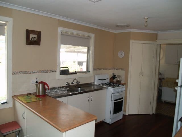 11 Don Elliott Drive, WAIKERIE SA 5330, Waikerie - Thumbnail 4