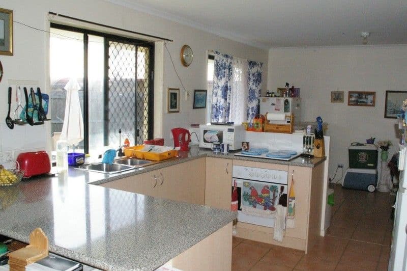 7 Andrea Court, DECEPTION BAY QLD 4508, Deception Bay - Thumbnail 2